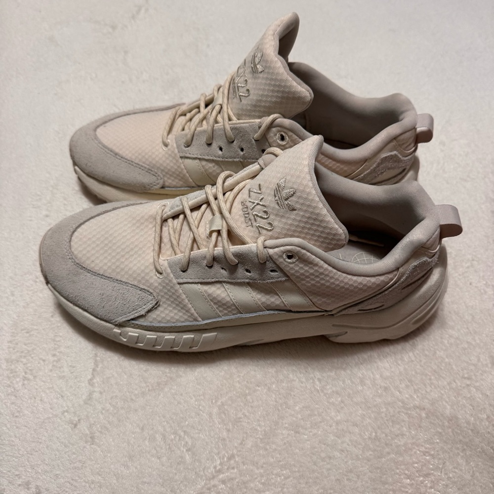 Adidas ZX22 Boost Cream Sneakers Modern Design Suede Mesh